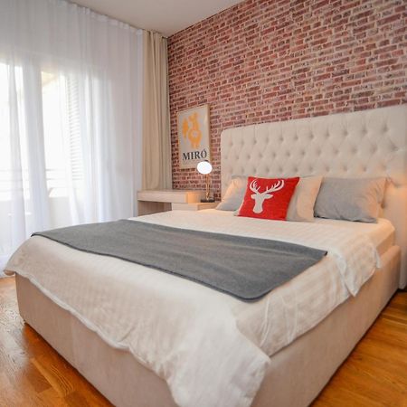 Lovely Apartment At City Quart بودغوريتْسا المظهر الخارجي الصورة
