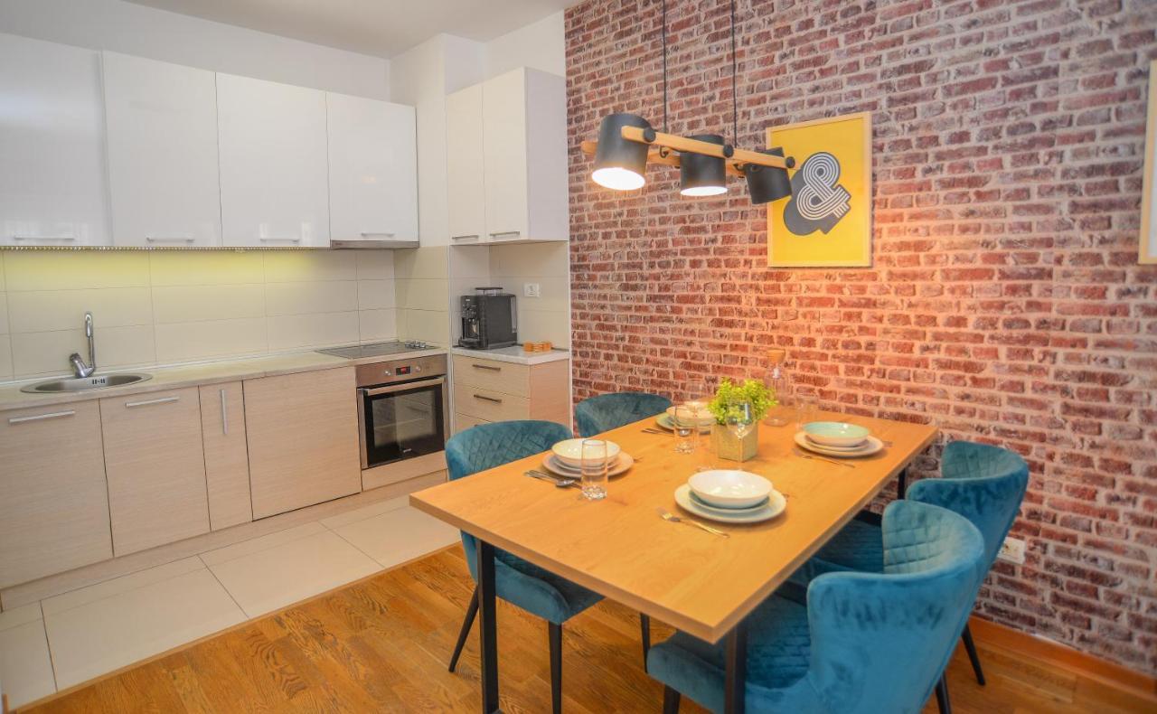 Lovely Apartment At City Quart بودغوريتْسا المظهر الخارجي الصورة