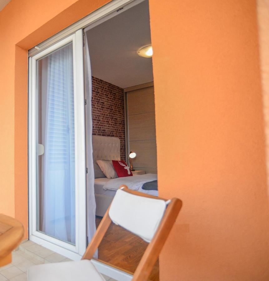 Lovely Apartment At City Quart بودغوريتْسا المظهر الخارجي الصورة